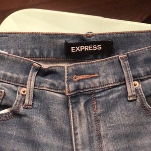 Express distressed jegging jeans
